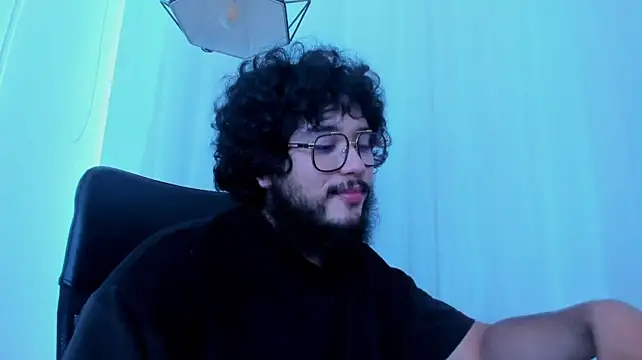 liabell_ webcam