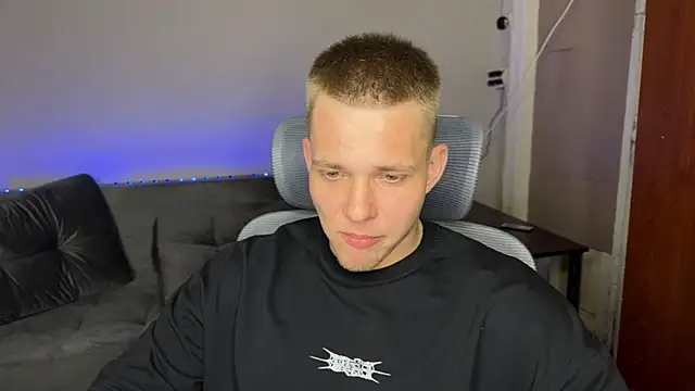 Nikclak webcam