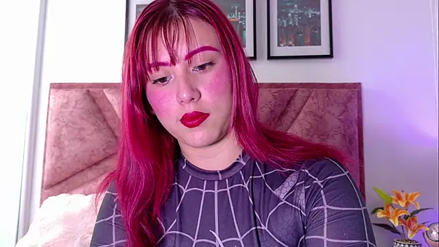MaddyMills_ webcam