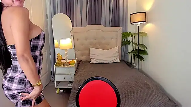 phenomenal_ivy webcam