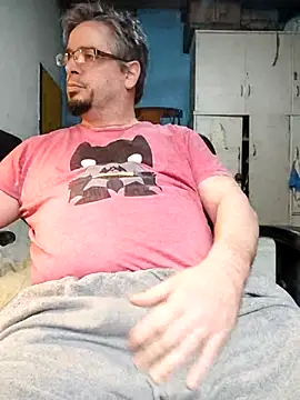 MrBig_2025 webcam