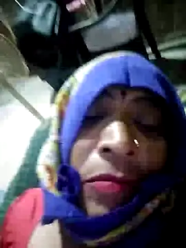 HotLoomaraj29 webcam