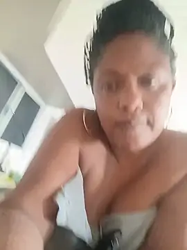 jazmin43 live cam on StripChat