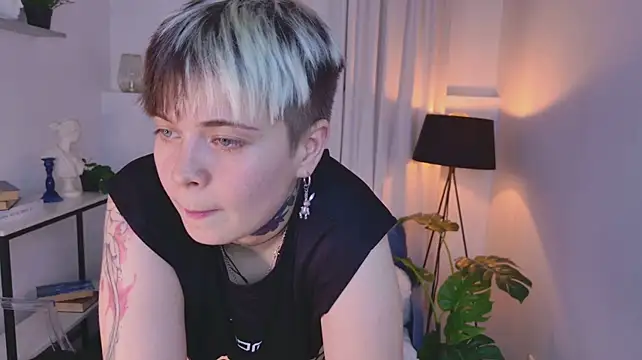 Kitty_Ollive webcam