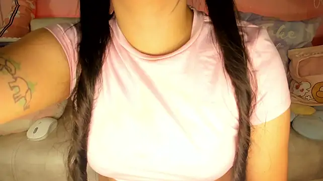 tinysara webcam