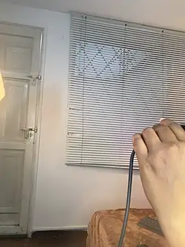 Natasha_Brm webcam