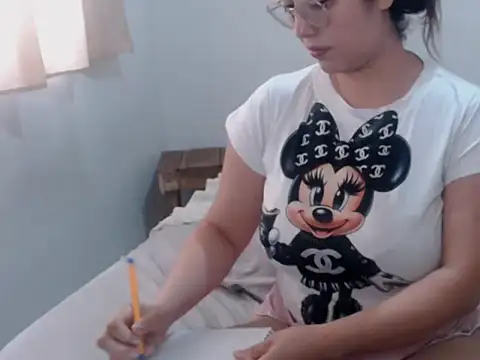 Elina_Rose888