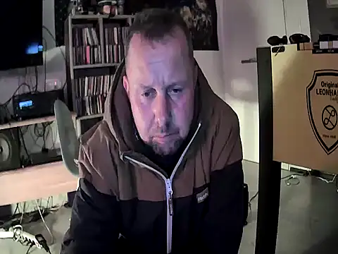 Hornybiboy66