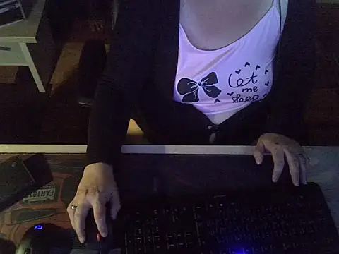 Silvia2277 webcam