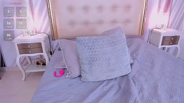 ninaBravu webcam