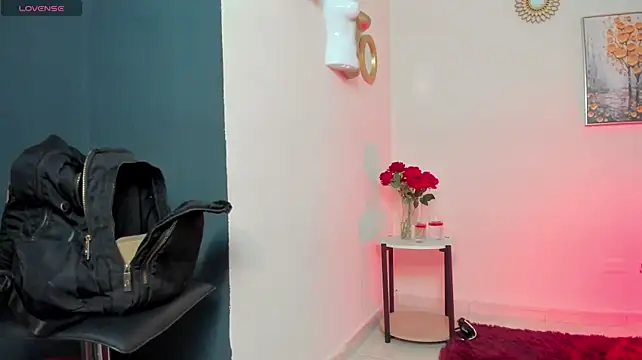 Naiely_Naides webcam