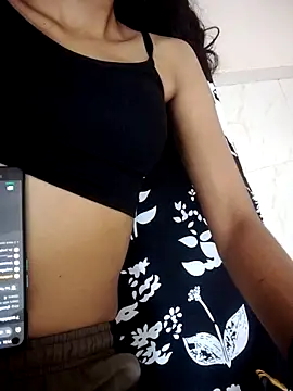 Amisha_kaur webcam