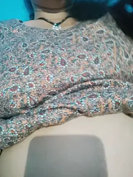 sexyriya2365 webcam