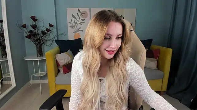 LanaLoon webcam