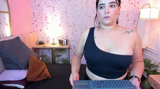 taylor_bennet webcam