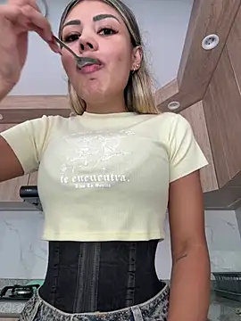SALOOMEE__ webcam
