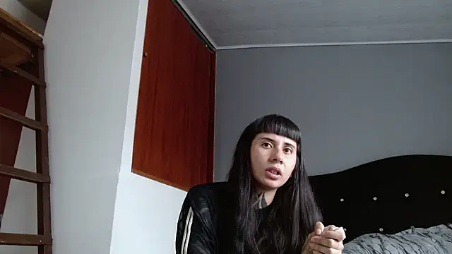 Emilia_1995 webcam