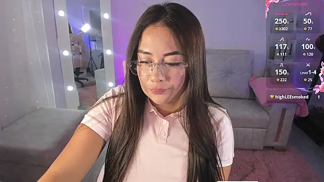 Amaranta_Hazel webcam