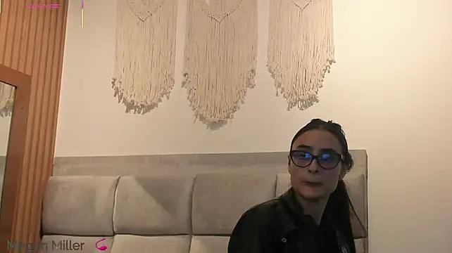 Megan_Mill webcam