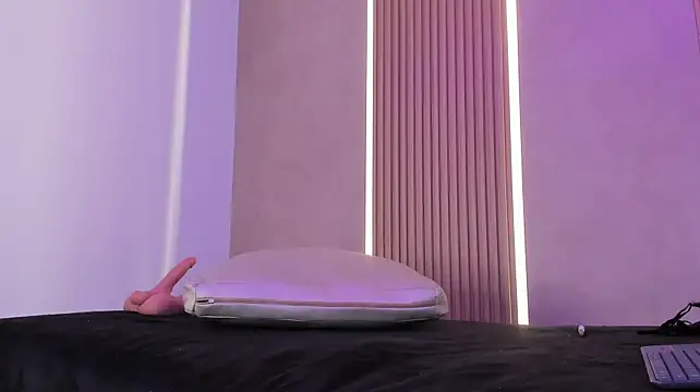 maye_wells_ webcam