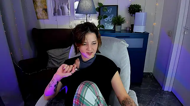 SarahShelby webcam