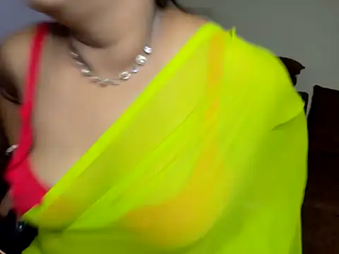 naina_kaur01 webcam