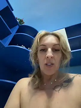 Hot-Milf4U webcam