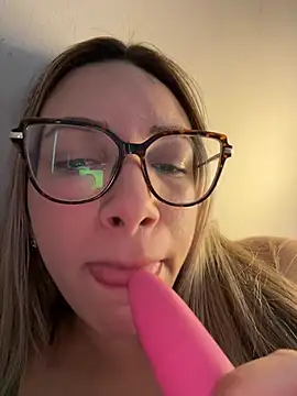 Clarasc 🏳 naked chat