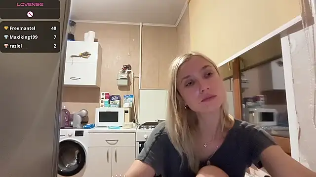 AngelJeni live cam on StripChat
