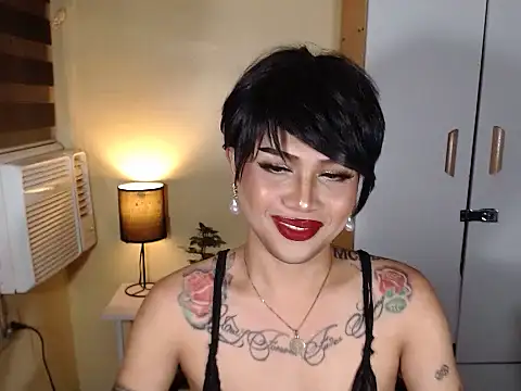 DazzlingroseHorsecock live cam on StripChat