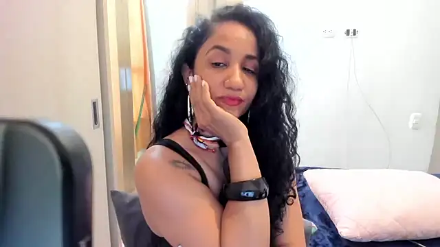 alaskmiller1 live cam on StripChat