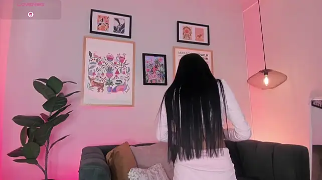 Tiffany_Low