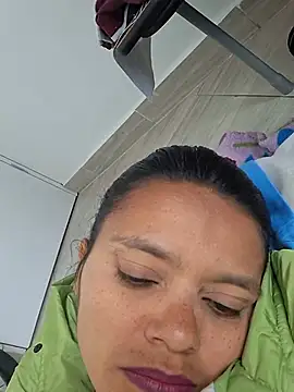 selena_foxy webcam