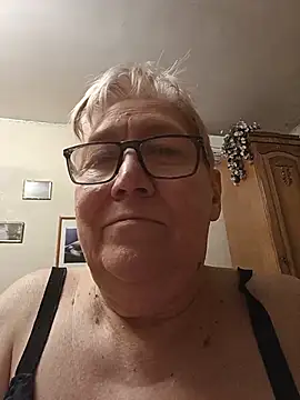 Molli1408 live cam preview