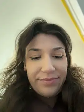 ScarletBloom_ webcam