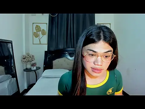 sugarbabeMIKKA webcam