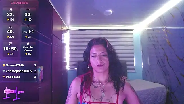 SamathaMay webcam