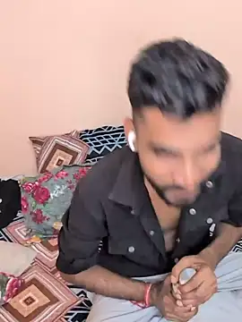 bisexual_yhh webcam