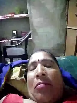HotLoomaraj29 webcam