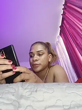KarinRoss webcam