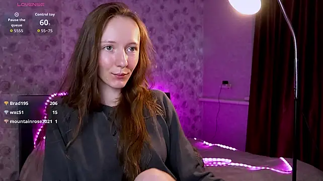 Why_me_stella live cam preview