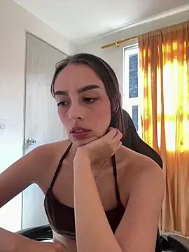 Laureen___ live cam preview
