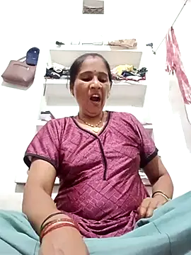Pariraja_cute live cam preview