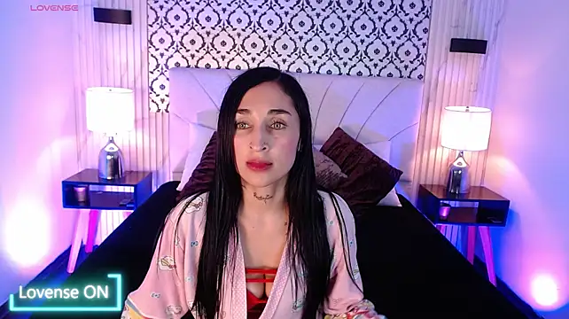Chloe__Brm