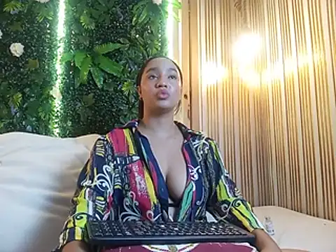 ayla_jana