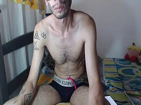 alisterxxx