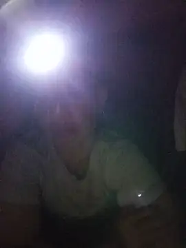 Linda-04 webcam