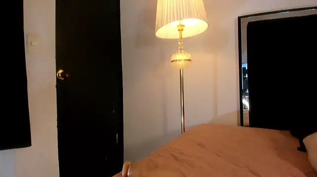 lilithTeen1_