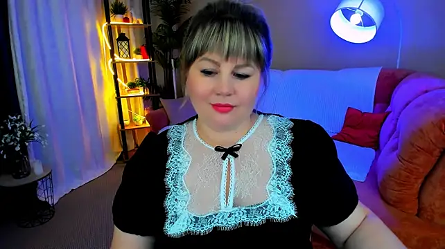 CrystaalStaar live cam on StripChat