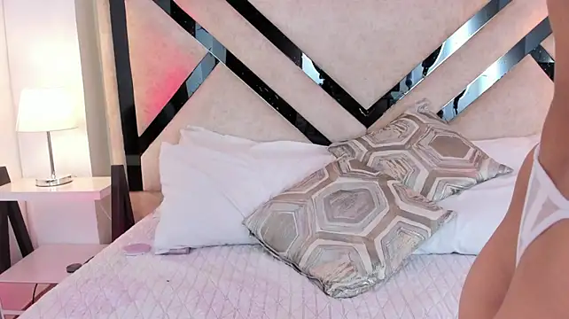 Chloe_Milf_